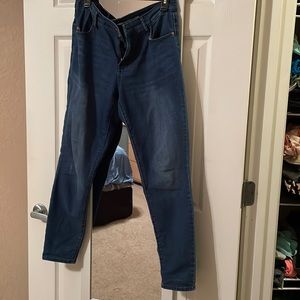 Old Navy Mid Rise Super Skinny Jeans